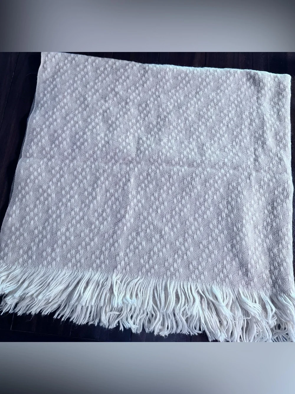 Vintage Pendleton Cream Textured 100% Virgin Wool Blanket with Fringe